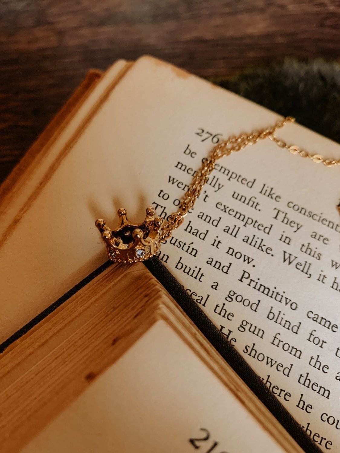 Little Gold Crown Necklace